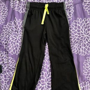 Athletic pants